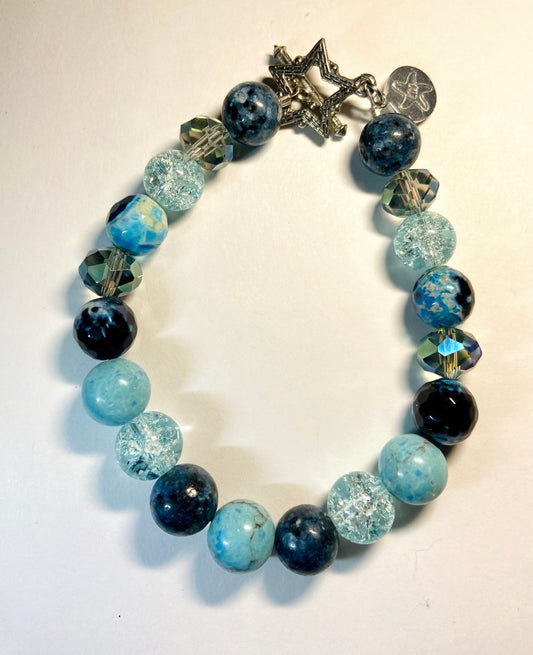 Blue Star Clasp Bracelet