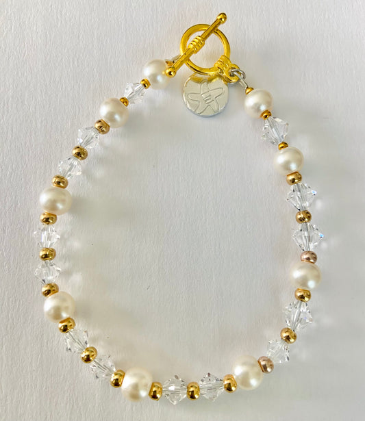 Gold and Pearl Bracely